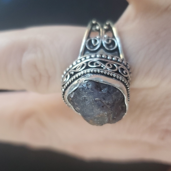 New Rough Iolite 925 Silver Ring. - Picture 6 of 16